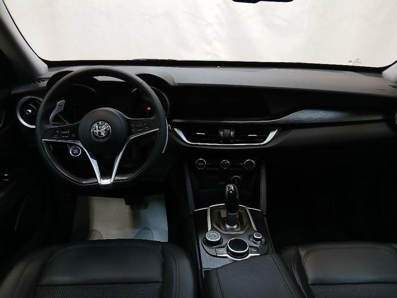 Alfa Romeo Stelvio 2.2 t Executive Q4 210cv auto