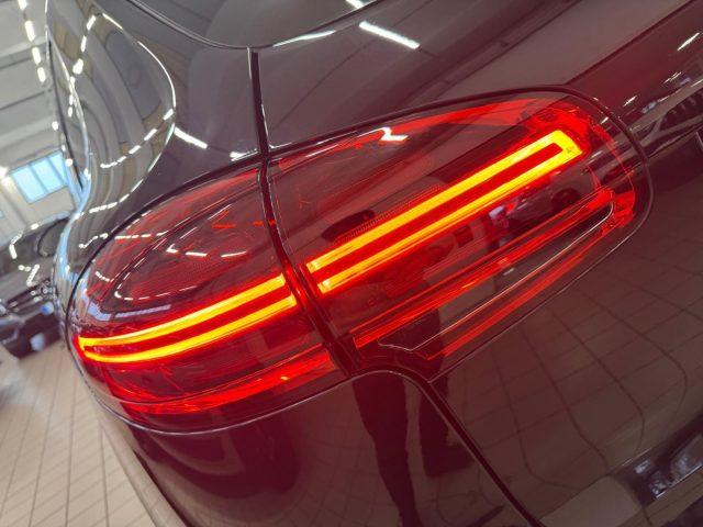 PORSCHE Cayenne 3.0 Diesel //TETTO//SPORT CHRNO//21