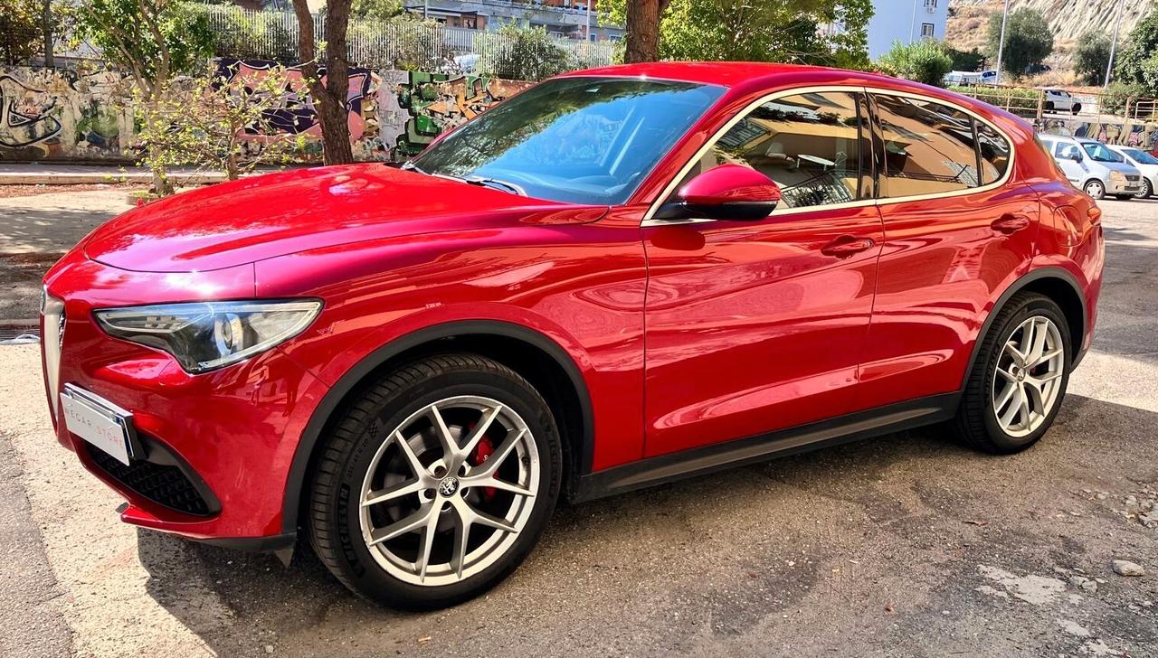 Alfa Romeo Stelvio 2.2mjet 210 CV AT8 Q4 Executive UFF ITA