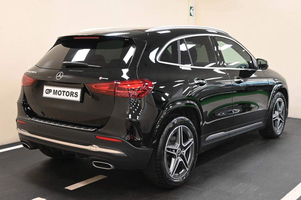 MERCEDES GLA (H247) GLA 200 d Automati...