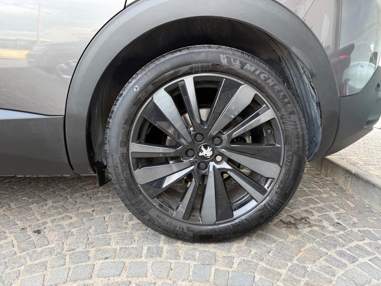 Peugeot 3008 BlueHDi 130 S&S EAT8 GT Pack
