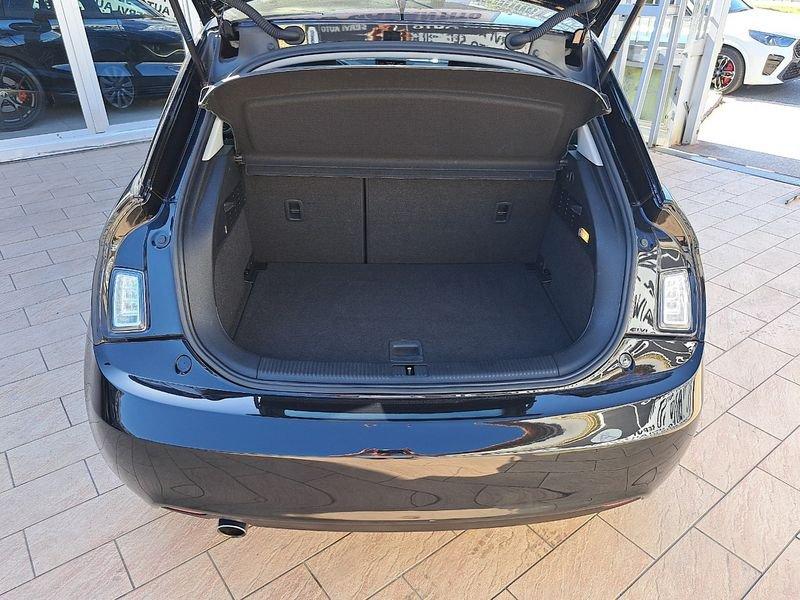 Audi A1 A1 Sportback 1.6 tdi Attraction s-tronic