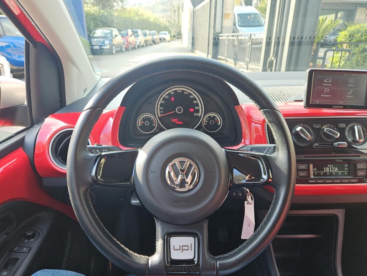 Volkswagen up! 1.0 75 CV 5p. cross up!