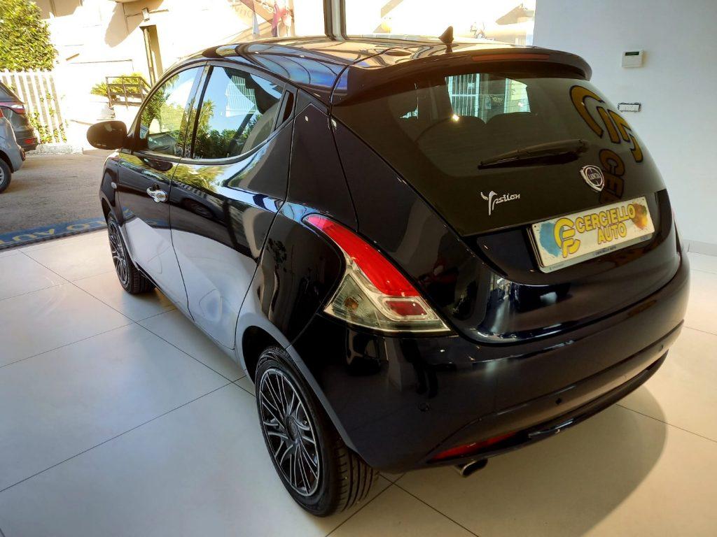 Lancia Ypsilon 1.2 69 CV 5 porte Gold tua da €129