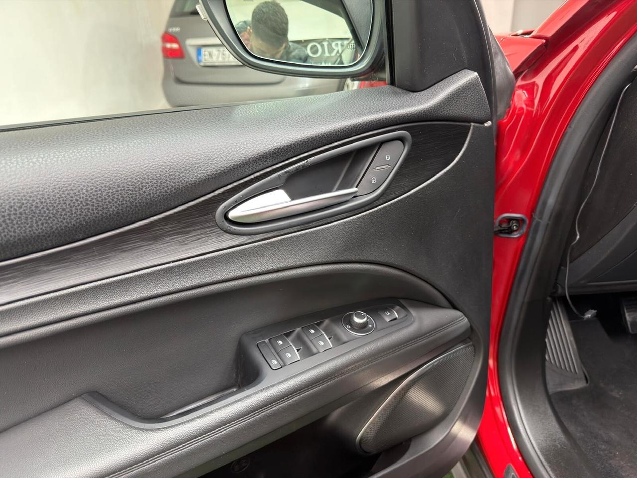 Alfa Romeo Stelvio 2.2 Turbodiesel 180 CV AT8 RWD Executive