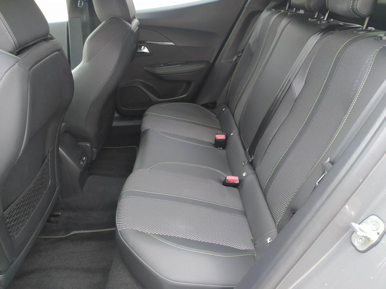 Peugeot 2008 GT 1.5 Blue HDI 130 #7917