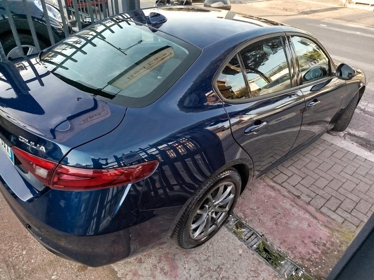 ALFA ROMEO GIULIA AT8 2.2 RESTYLING *PREZZO VERO* TAGLIANDO ALFA- KM CERTIFICATI