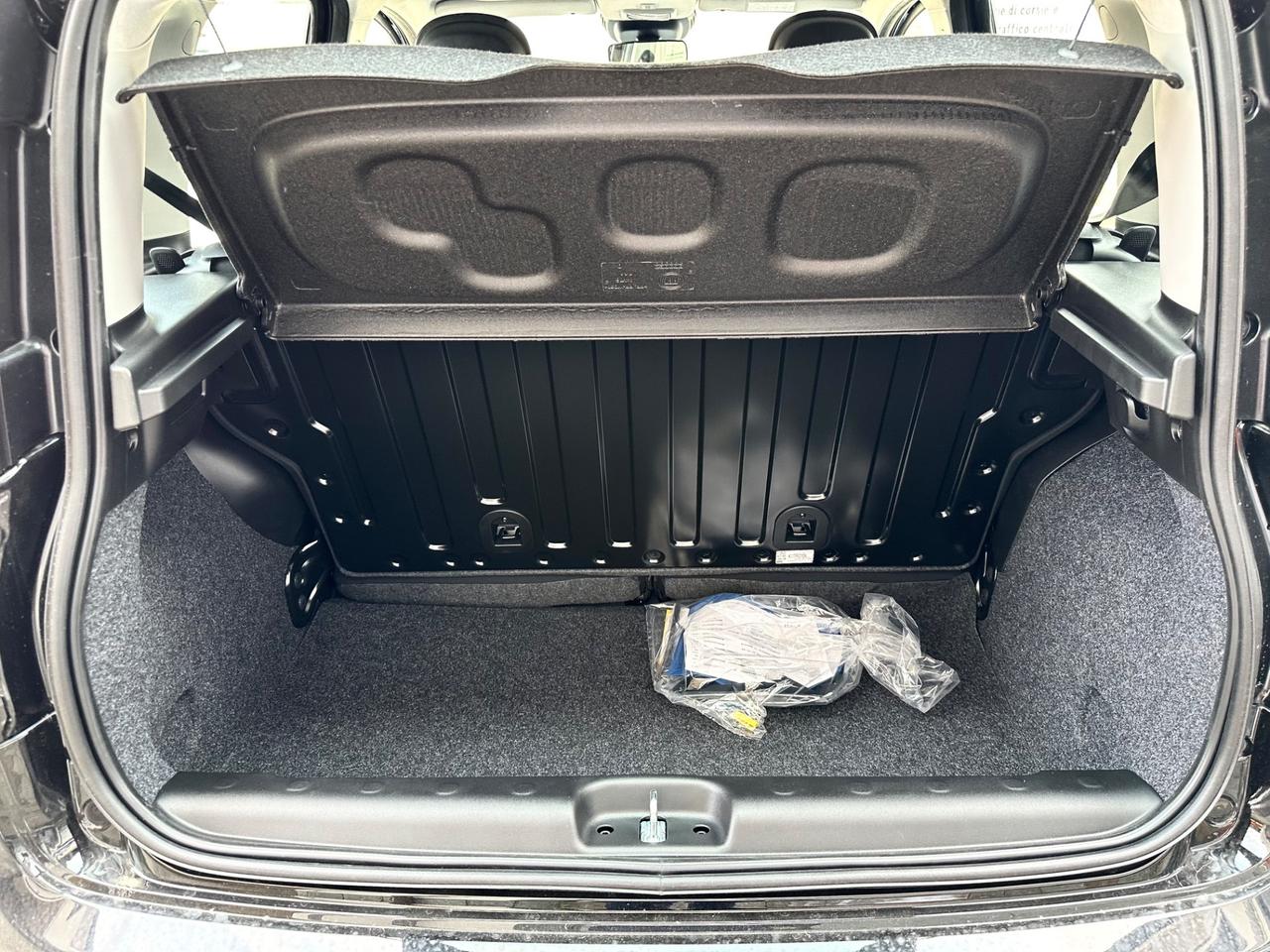 Fiat Panda 1.0 FireFly S&S Hybrid KM ZERO