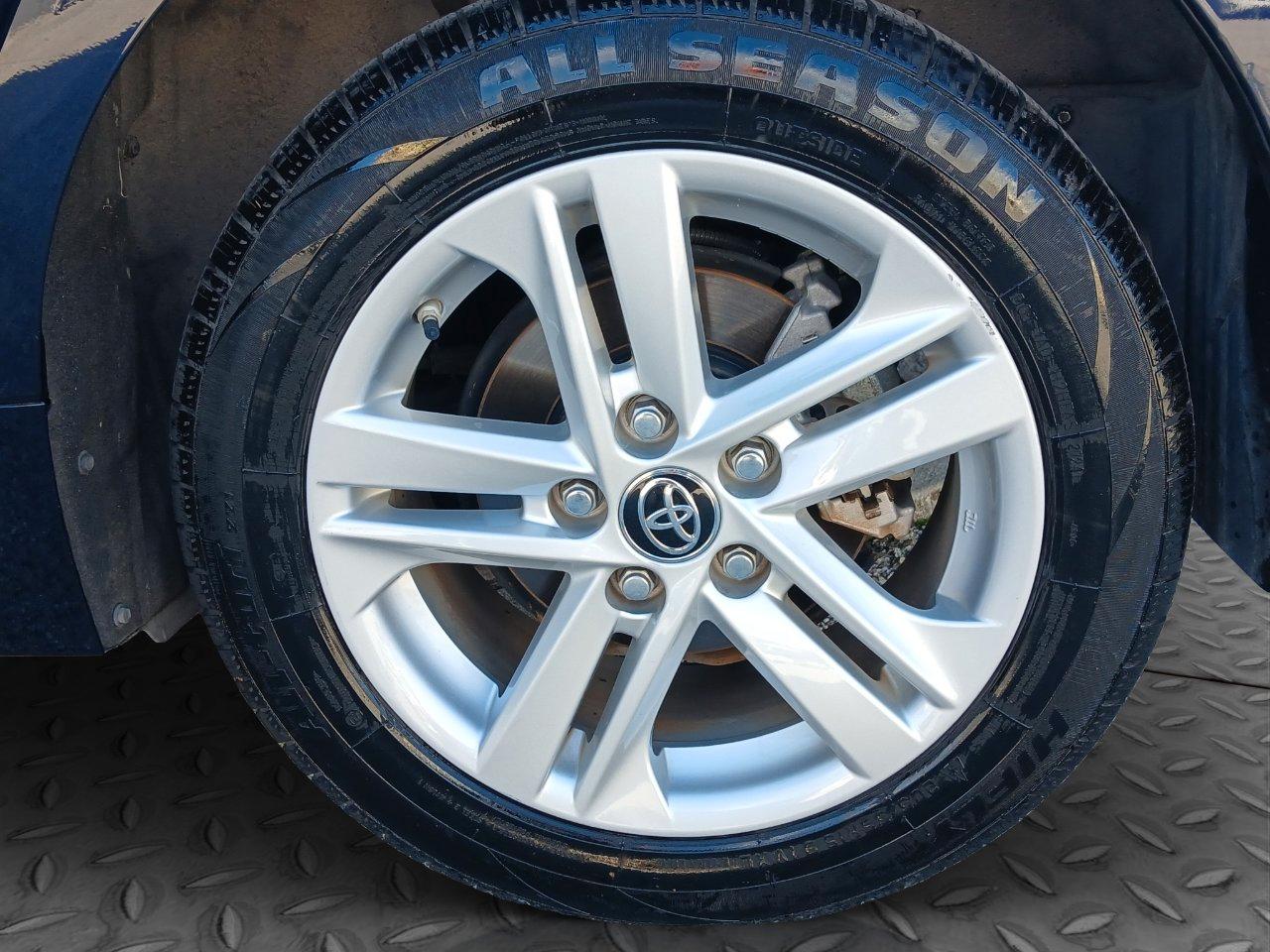 Toyota Corolla 1.8h Business cvt