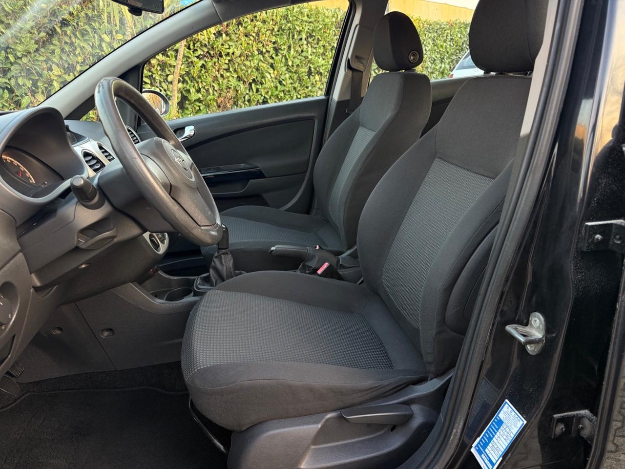 Opel Corsa 1.2 5Porte Cosmo