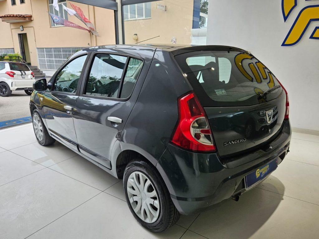 Dacia Sandero 1.2 16V GPL 75CV Embleme