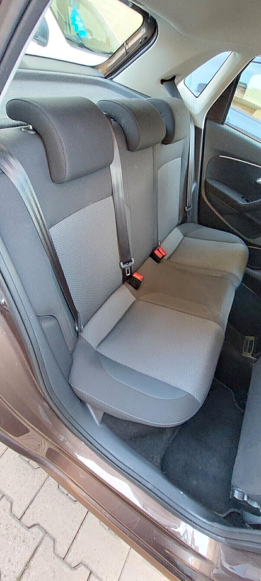 POLO 1,4 DIESEL 90 CV DSG CAMBIO AUTOMATICO 7 RAPPORTI STRAFULL OPTIONAL IMPECCABILE