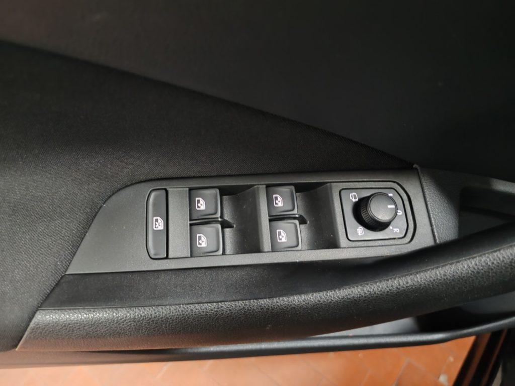 SKODA Kamiq 1.0 TSI 115 CV Ambition ITALIANA