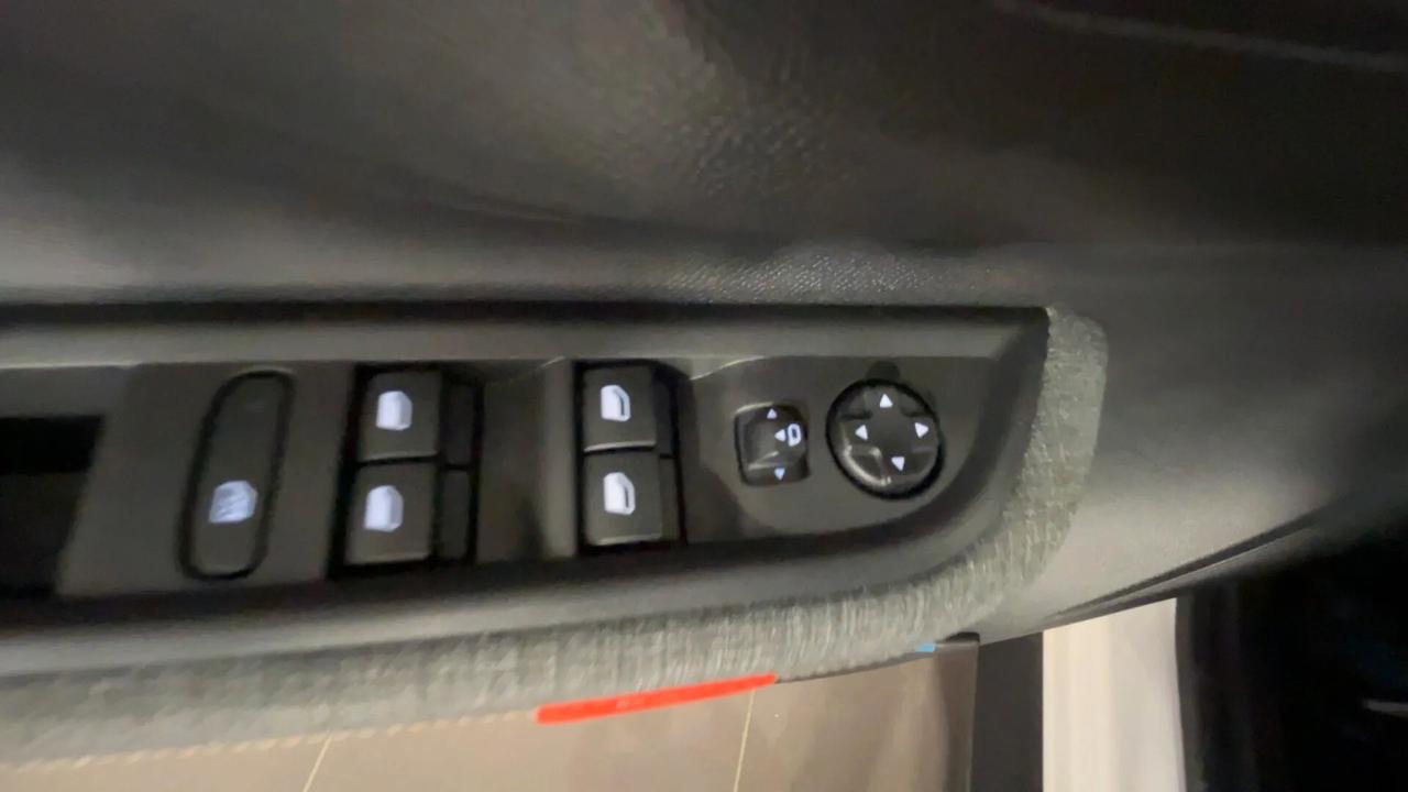 Citroen C3 Aircross PureTech Turbo 100 CV Plus NESSUN VINCOLO FINANZIARIO