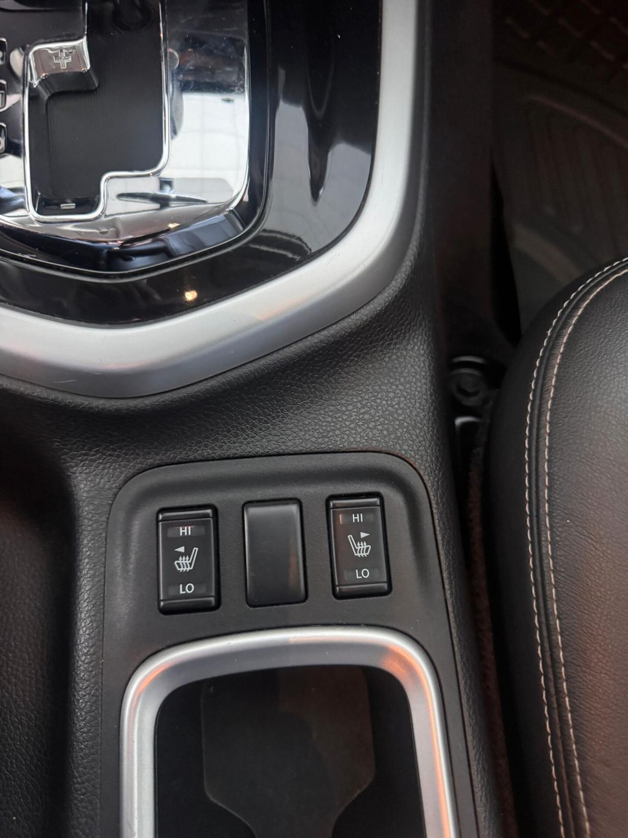 Nissan NP300 Navara 2.3 190cv Automatico Double Cab