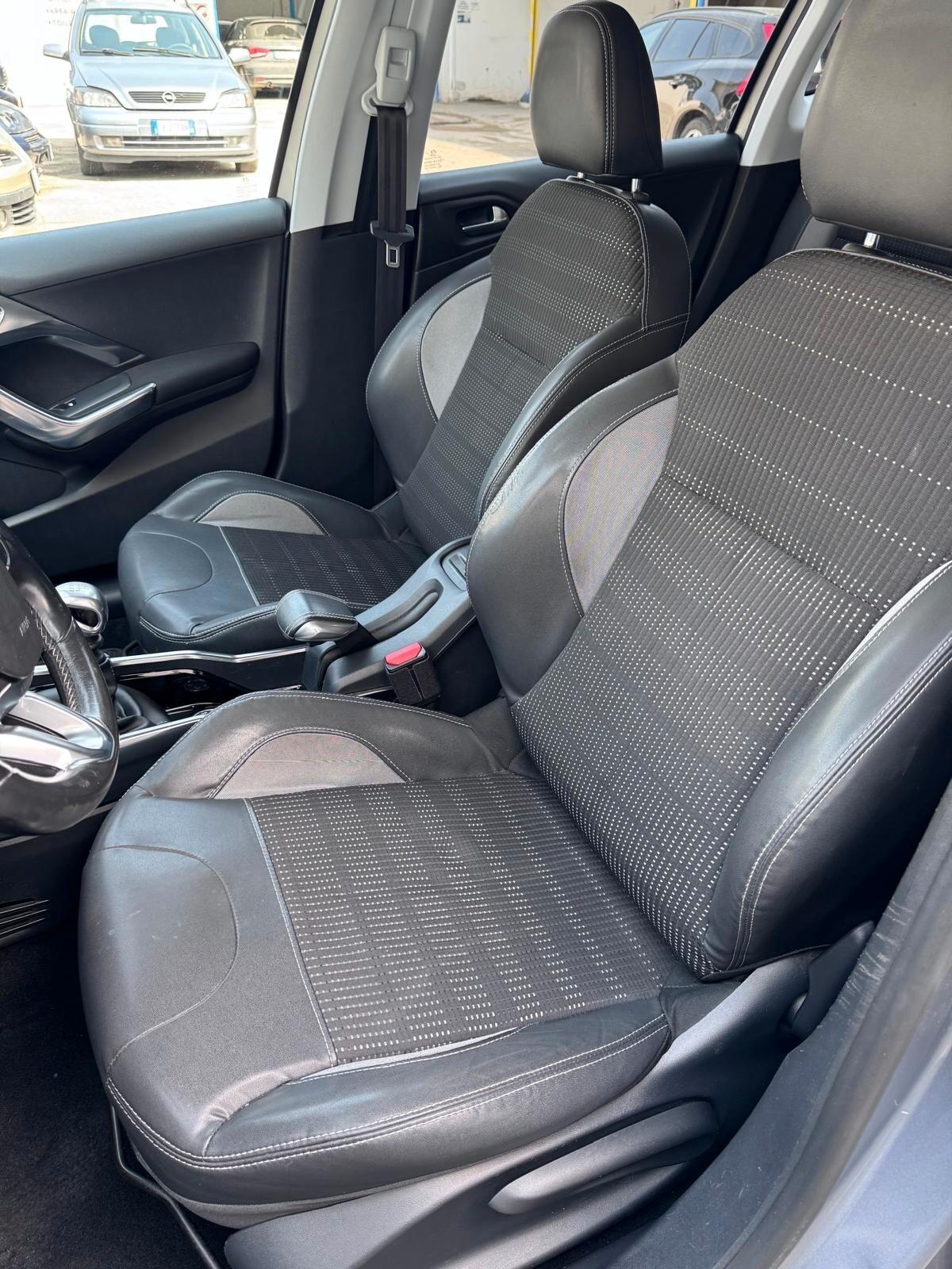 Peugeot 2008 1.6 e-HDi 115 CV Stop&Start Allure