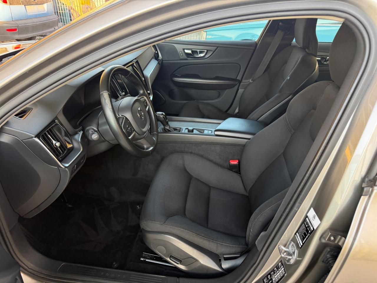 Volvo V60 D3 Business Navigatore 150cv - 2019