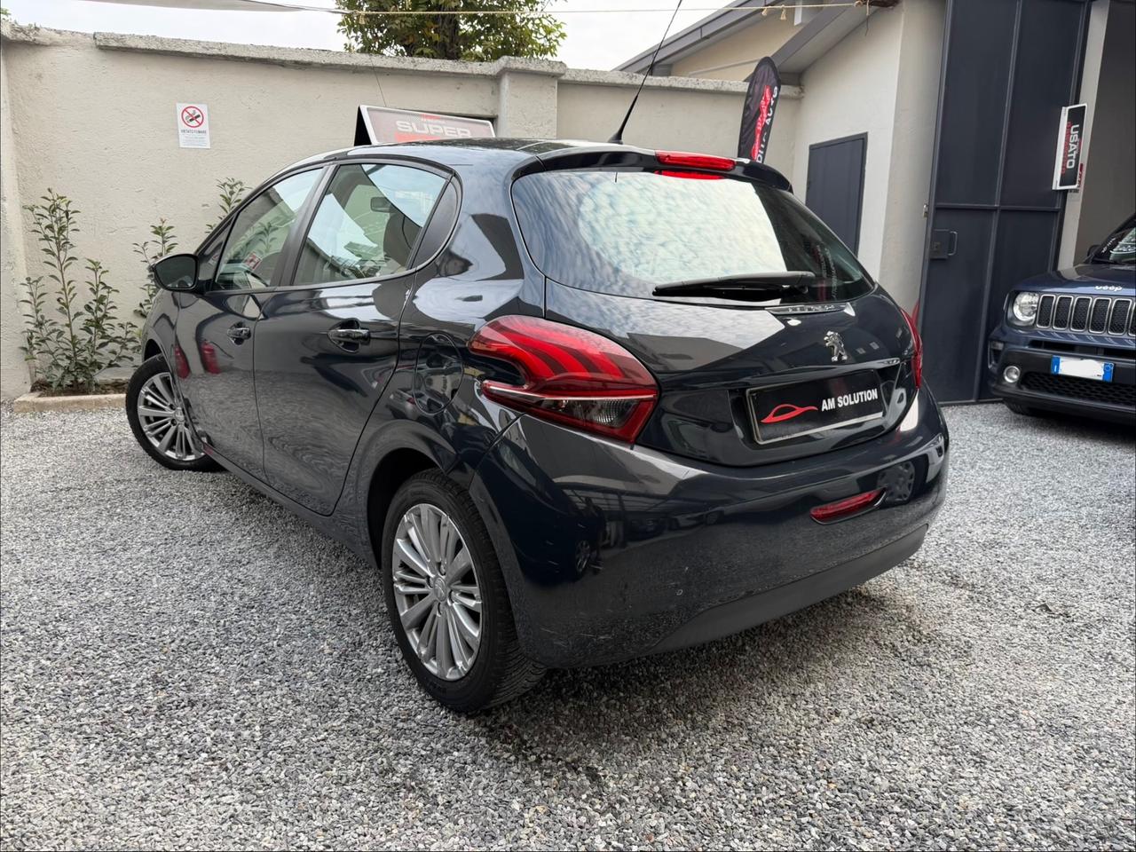Peugeot 208 1.2 Neopatentati Euro 6