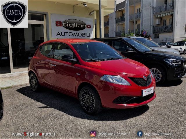 LANCIA Ypsilon 1.2 69 CV 5 porte S&amp;S Gold