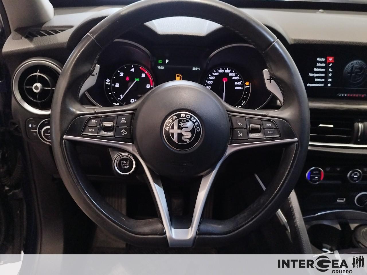 ALFA ROMEO Stelvio 2.2 t Executive Q4 190cv auto my19