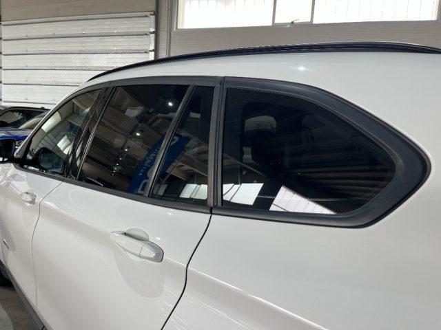 BMW X1 sDrive18d Business 18" xLine Navi/Full LED/Park Pl