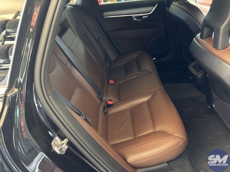 Volvo V90 D4 Geartronic Momentum
