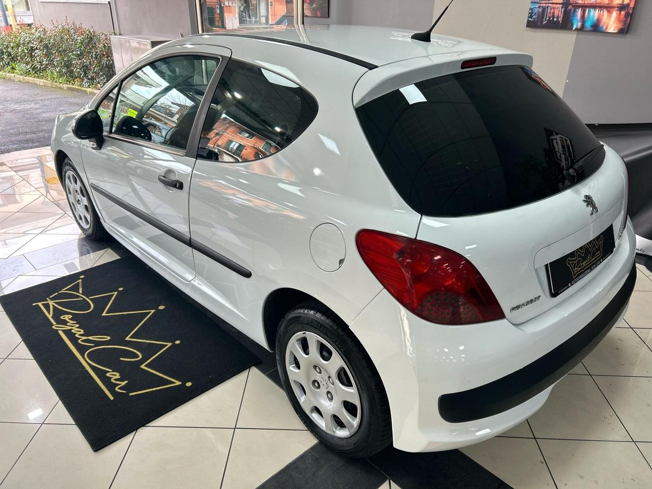 Peugeot 207 hdi 3p - van