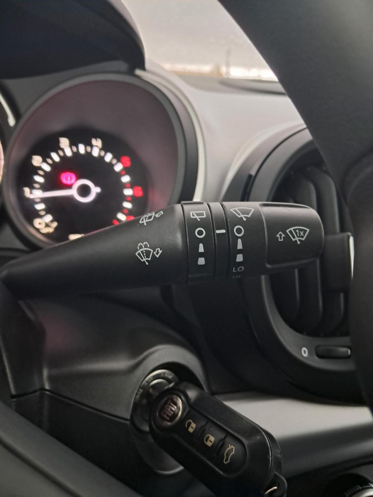 Fiat 500X 1.3-Mtj 95CV- CROSS*SENSORI*LED