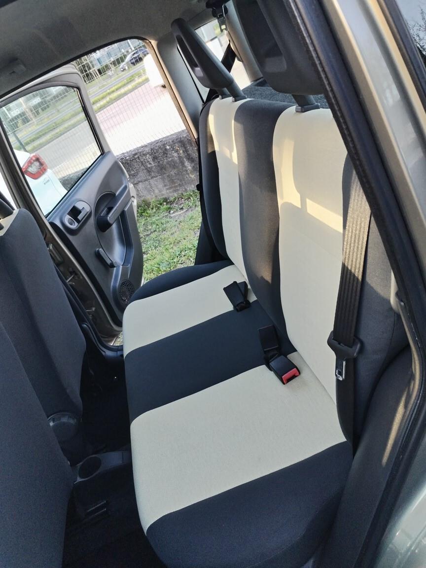 Fiat Panda 1.2 8V FIRE Dynamic 66000KM 2010 consegna con manutenzioni fatte