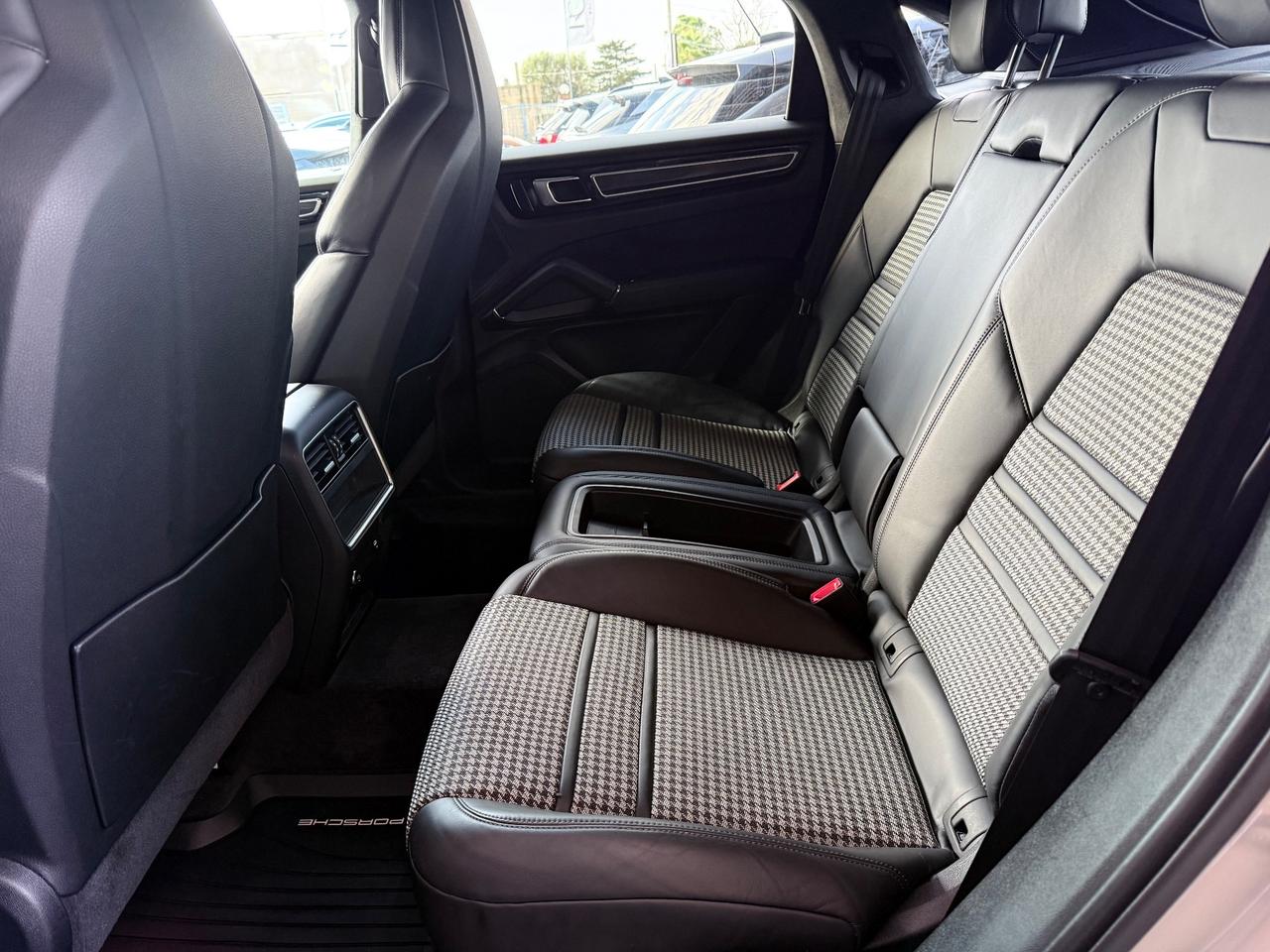 Porsche Cayenne Coupé 3.0 V6