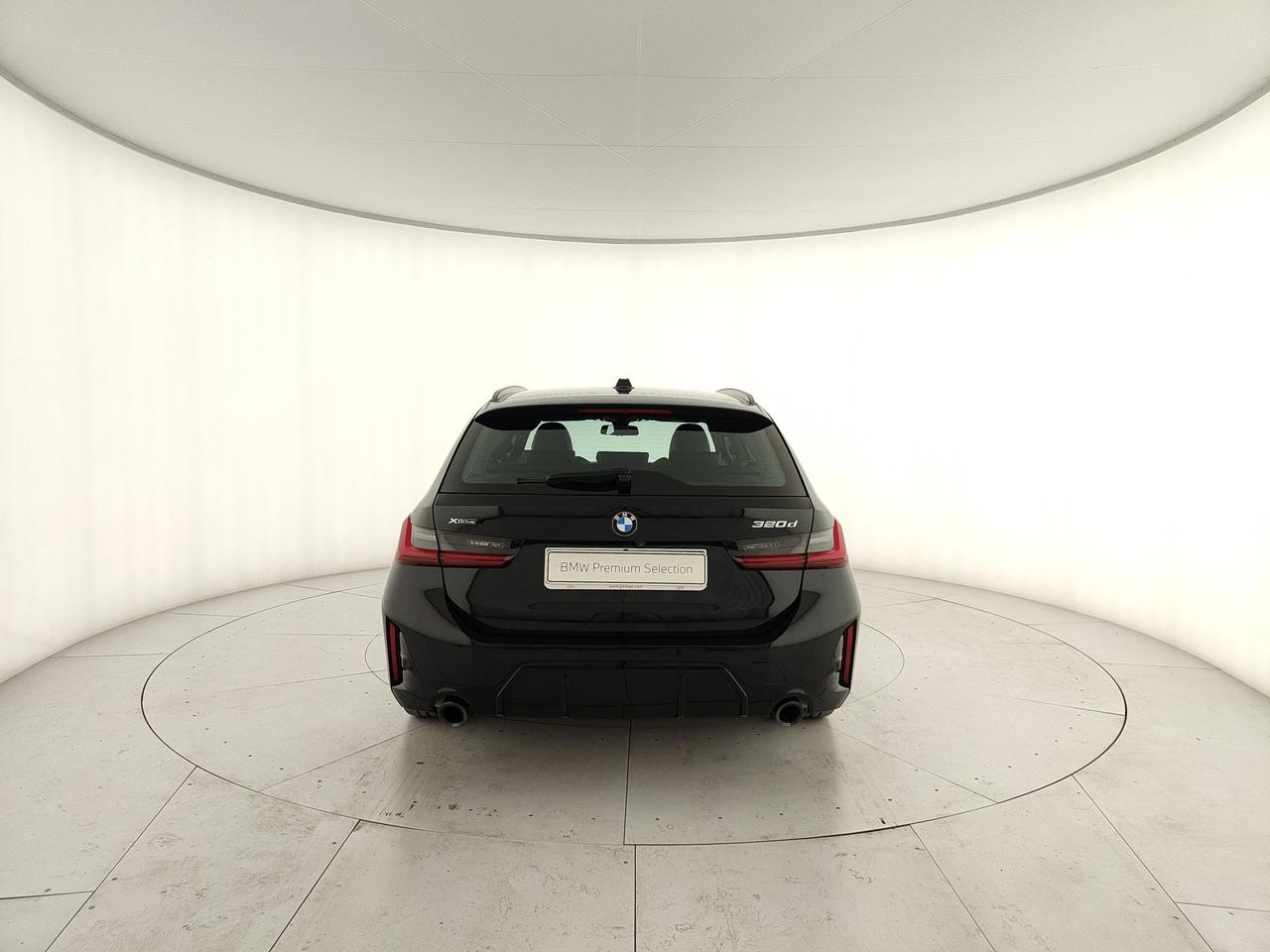 BMW 320d Touring mhev 48V xdrive MSport auto