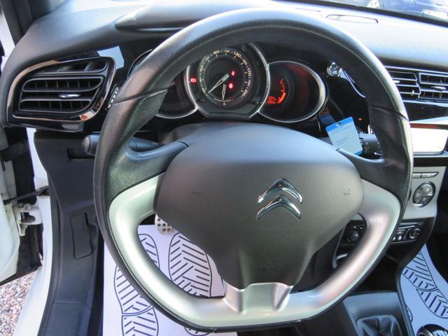 DS AUTOMOBILES DS 3 1.4 HDi 70 So Chic
