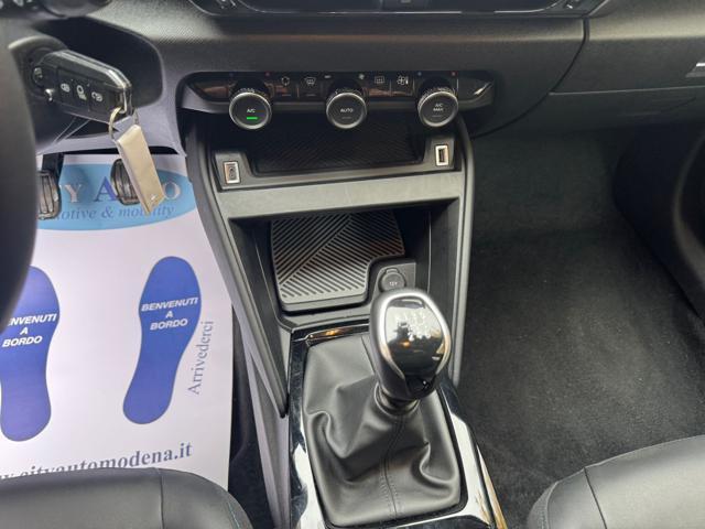 CITROEN C4 PureTech 130CV Shine NAVI+RETR.