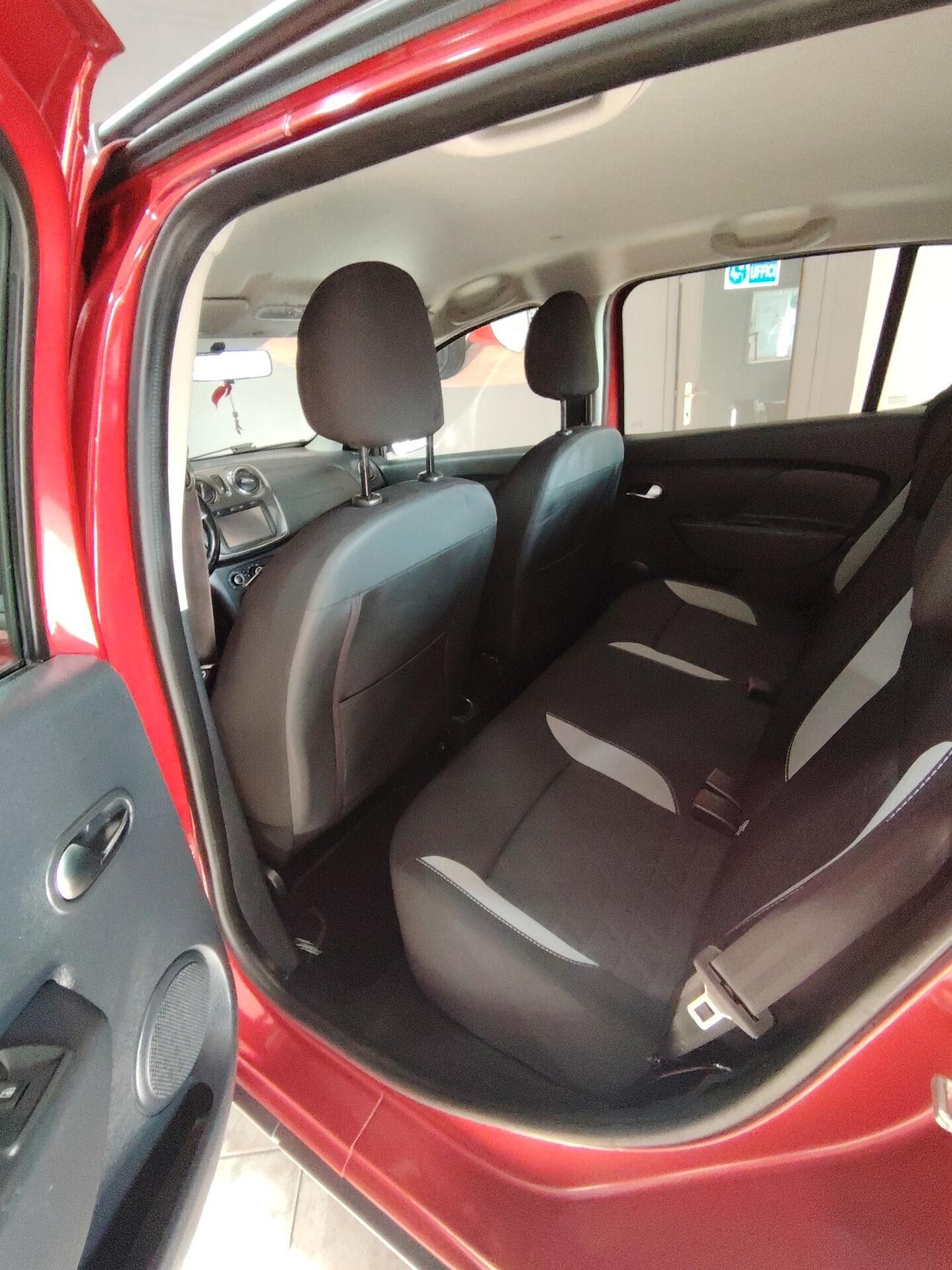 Dacia Sandero 0.9 TCe 12V TurboGPL 90CV Start&Stop Ambiance