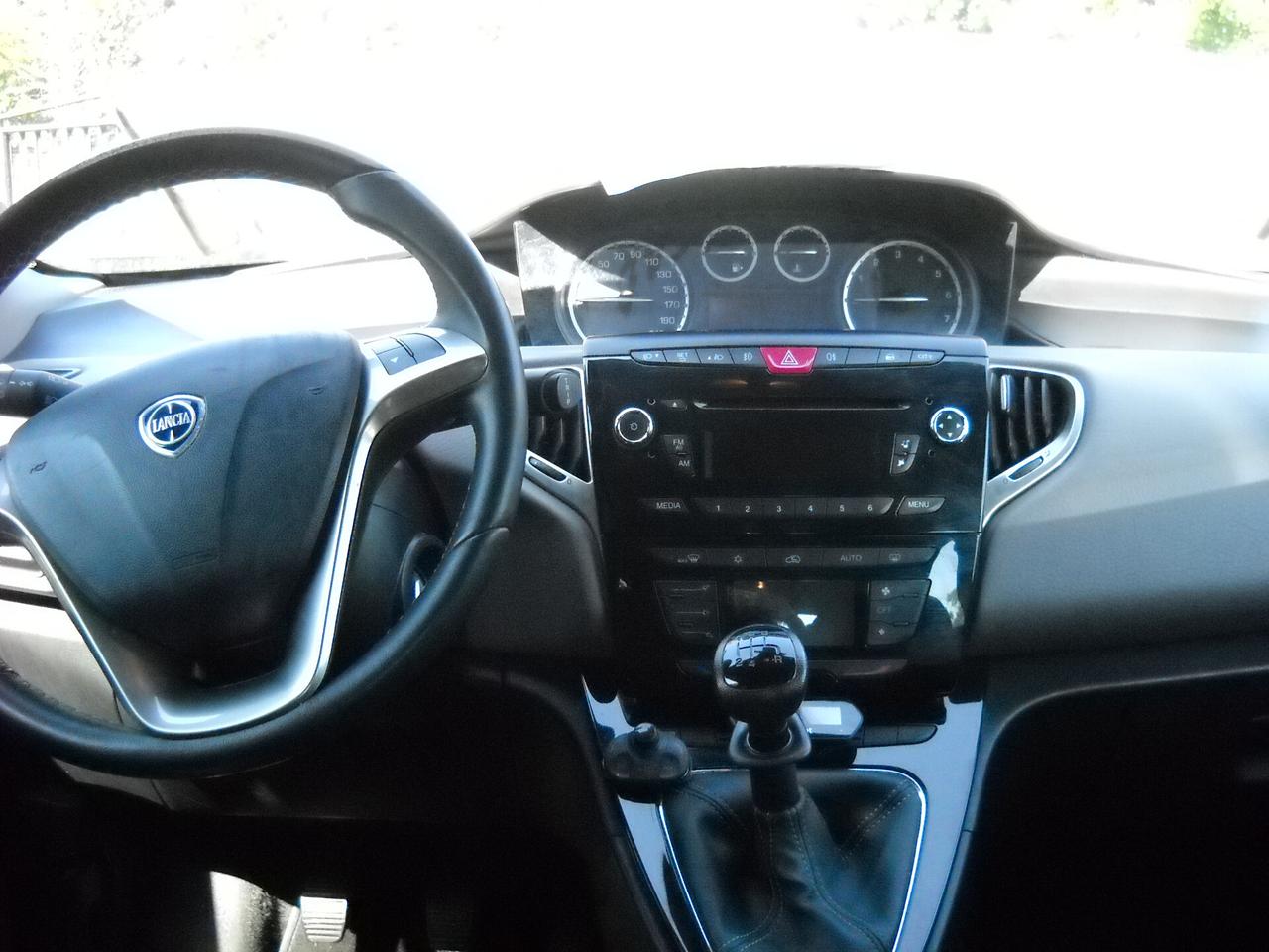Lancia Ypsilon 1.2 69 CV 5 porte Elle