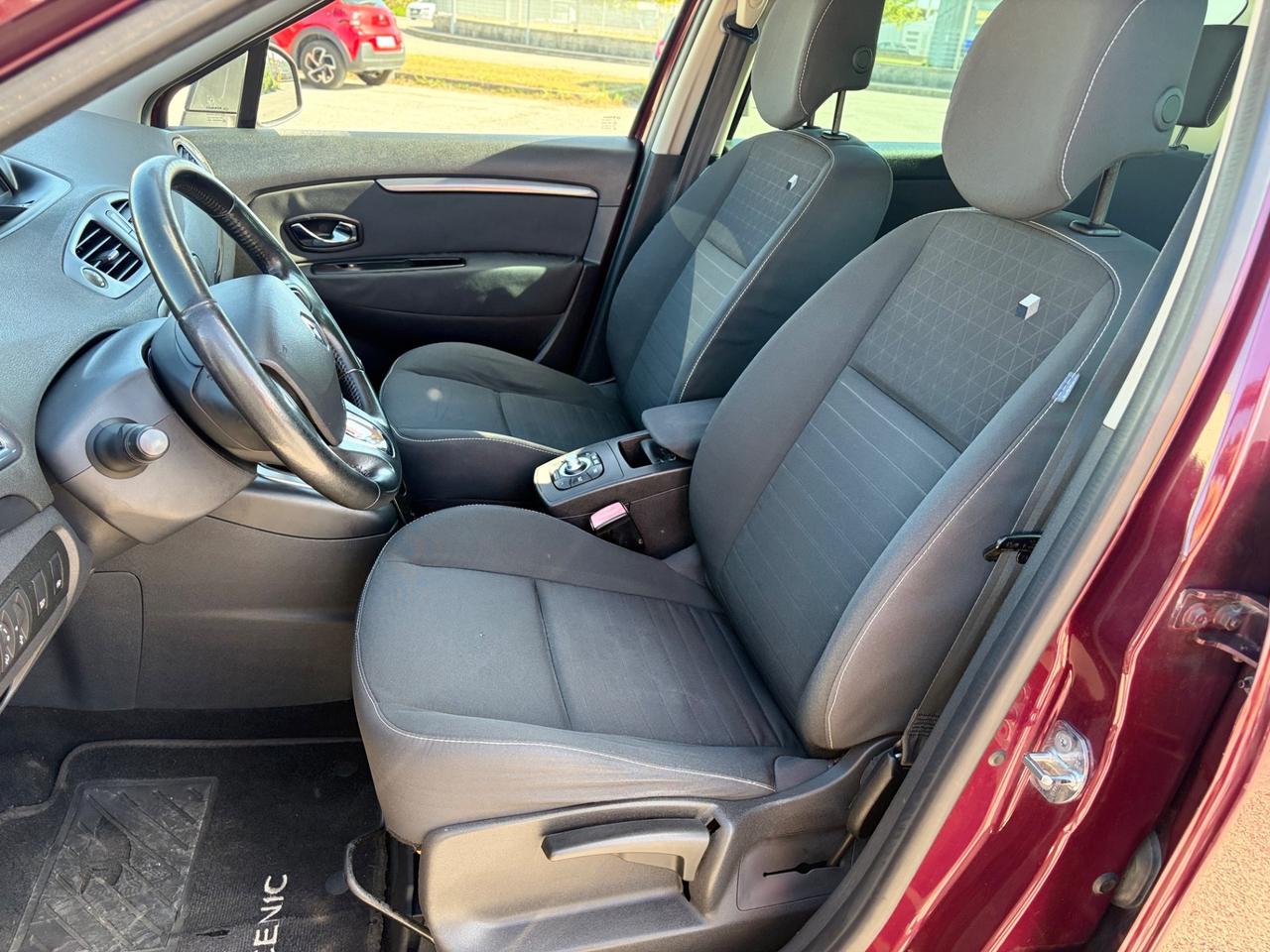 Renault Scenic xmod 1.5 dCi 2015