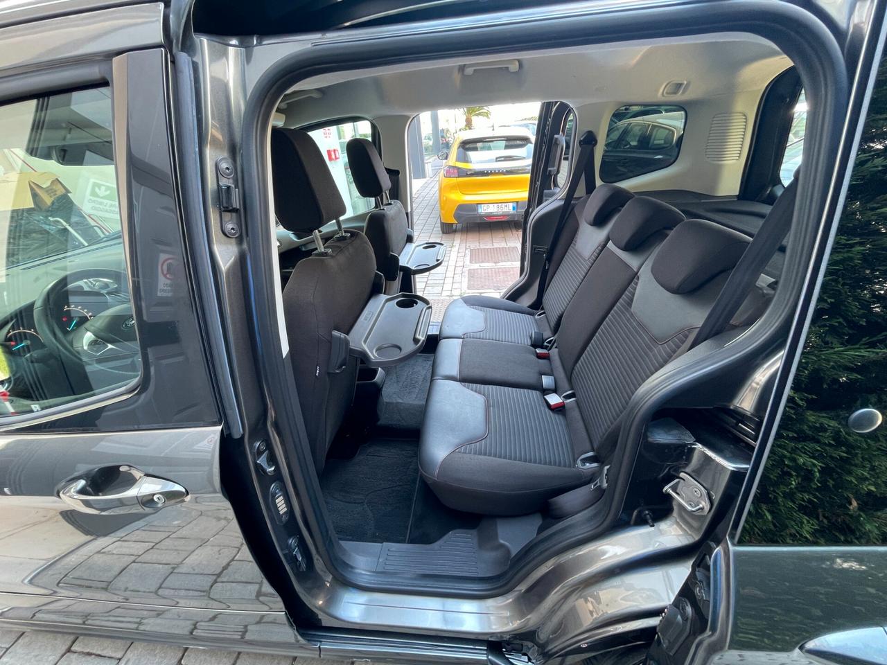 Ford Tourneo Courier 1.0 EcoBoost 100 CV Plus