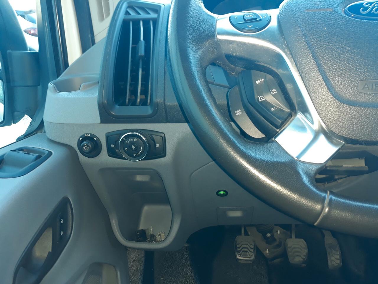 FORD TRANSIT COIBENTATO KM 55.000 T 3.500 PATENTE B