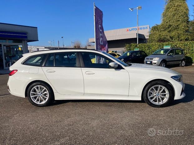 BMW 320 d 48V xDrive Touring Business Advantage