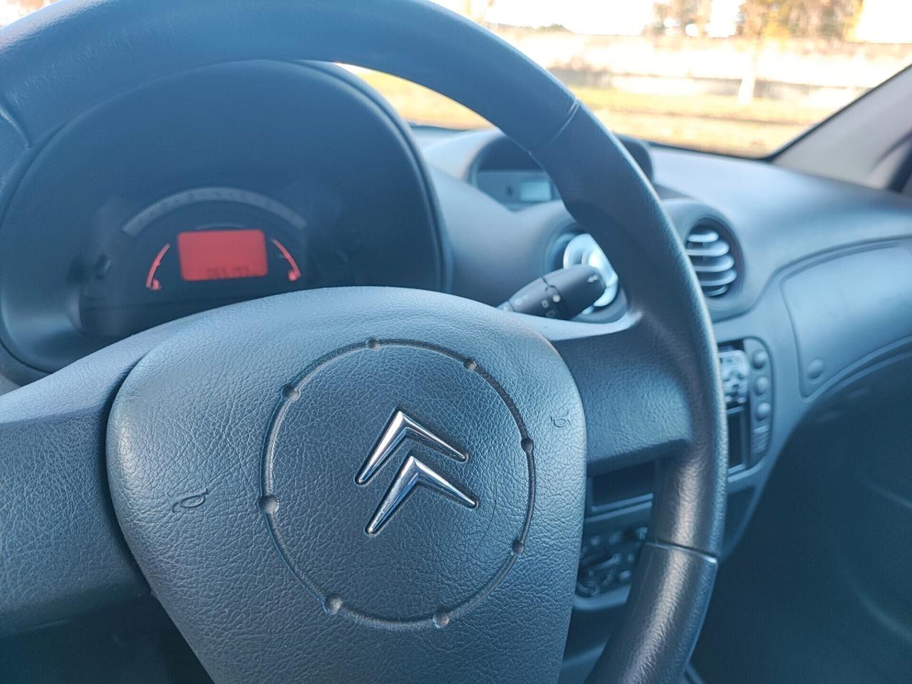 Citroen C2 1.1 Benz 65 Milà km originali