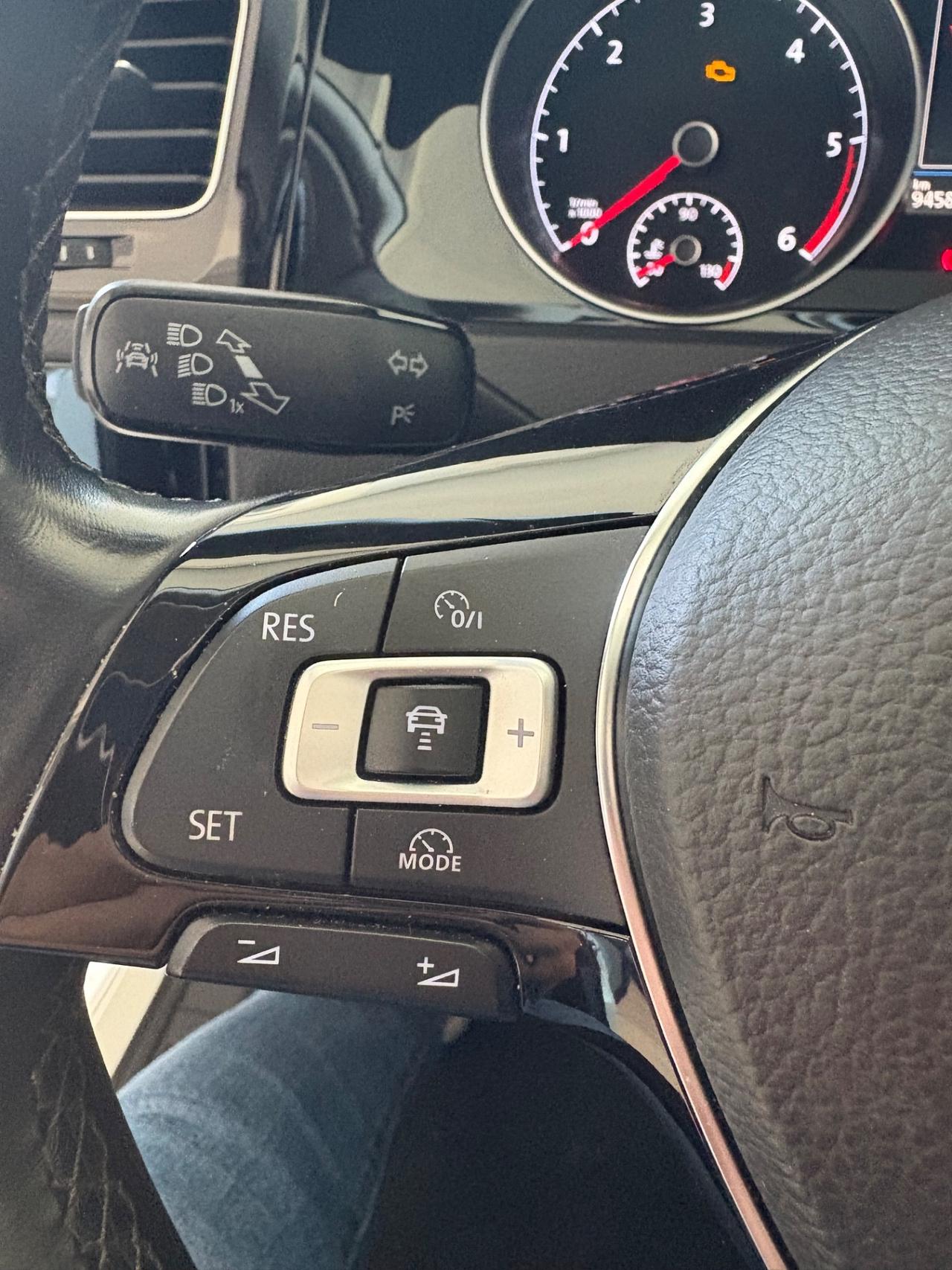 Volkswagen 7,5 full optional tetto apribile