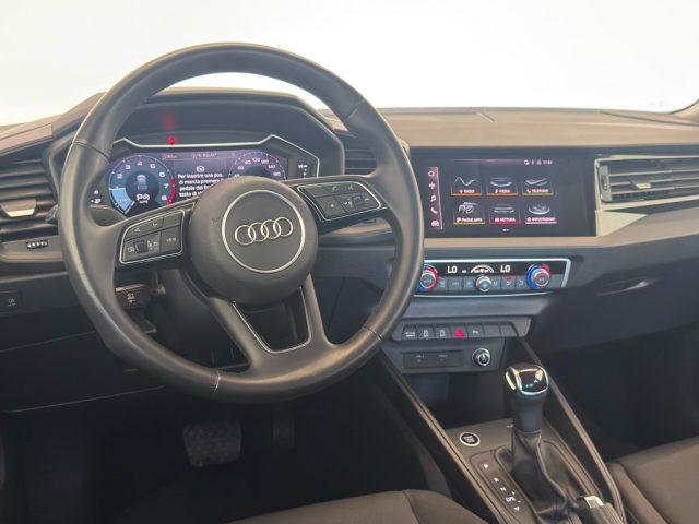 AUDI A1 citycarver 30 TFSI Identity Contrast