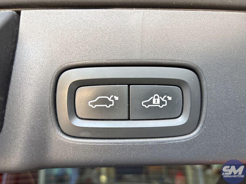 Volvo V90 D4 Geartronic Momentum