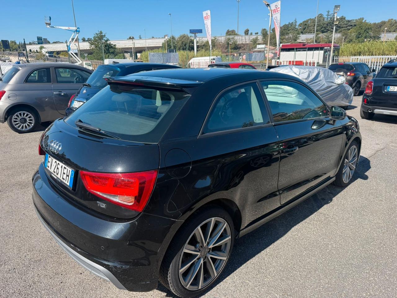 Audi A1 1.6 TDI S line edition plus