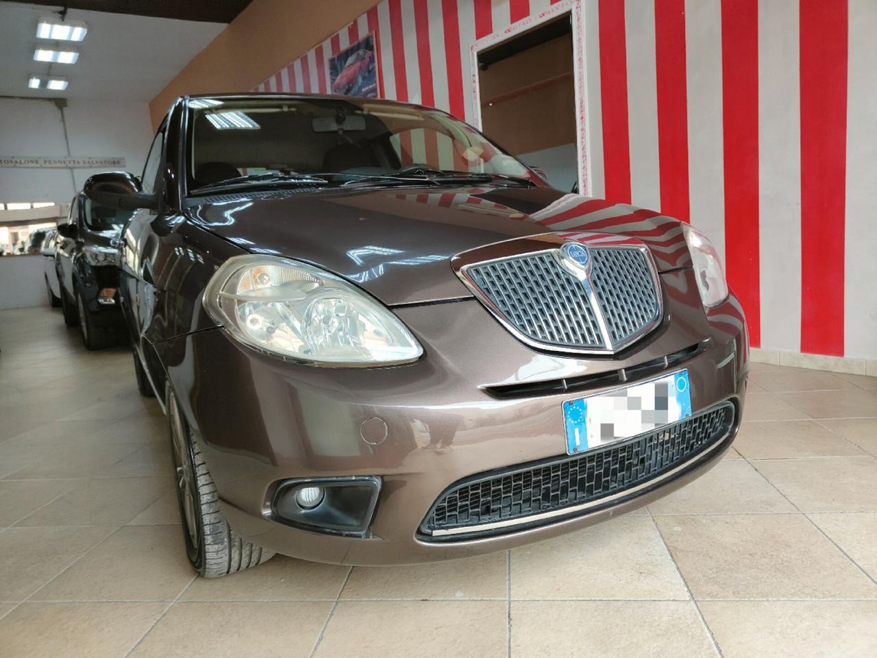 Lancia Ypsilon 1.3 MJT 75 CV 2009