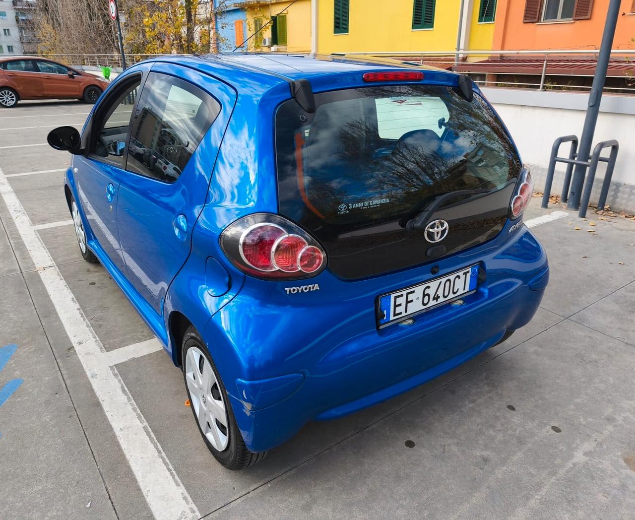 Toyota Aygo 1.0 12V VVT-i 5 porte Sol AUTOMATICA