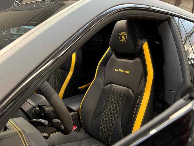 LAMBORGHINI Urus 4.0 Performante