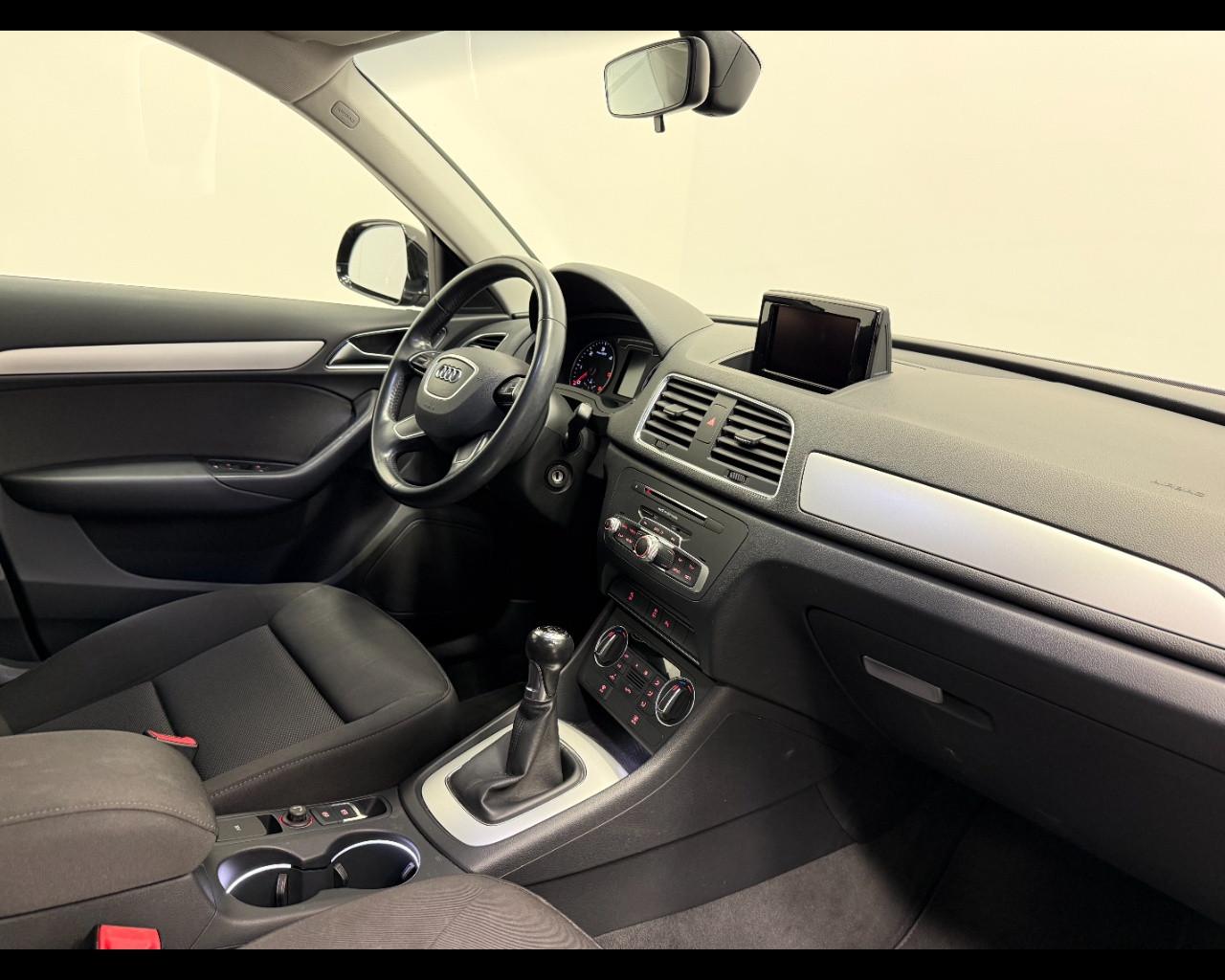 AUDI Q3 2.0 TDI BUSINESS