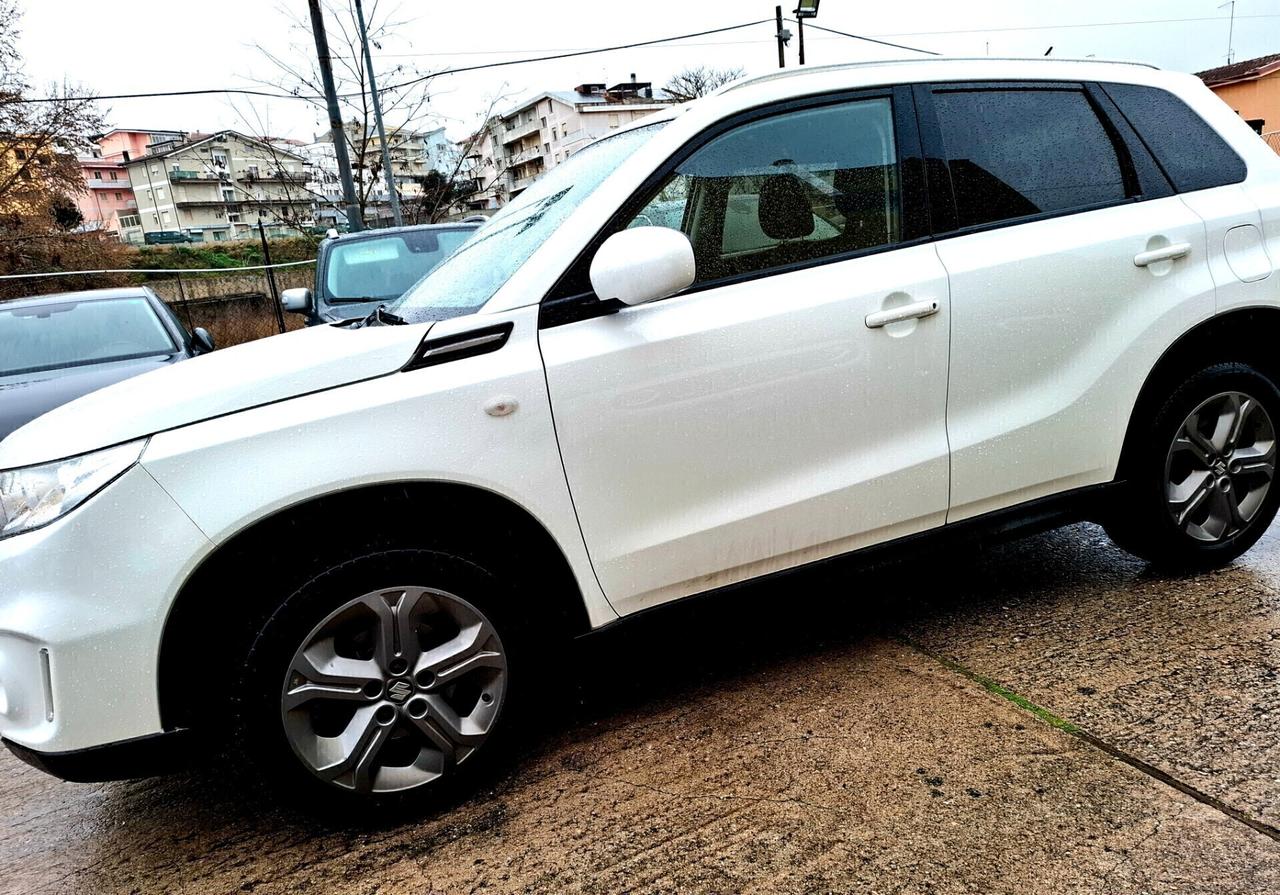 Suzuki Vitara 1.6 DDiS V-Top