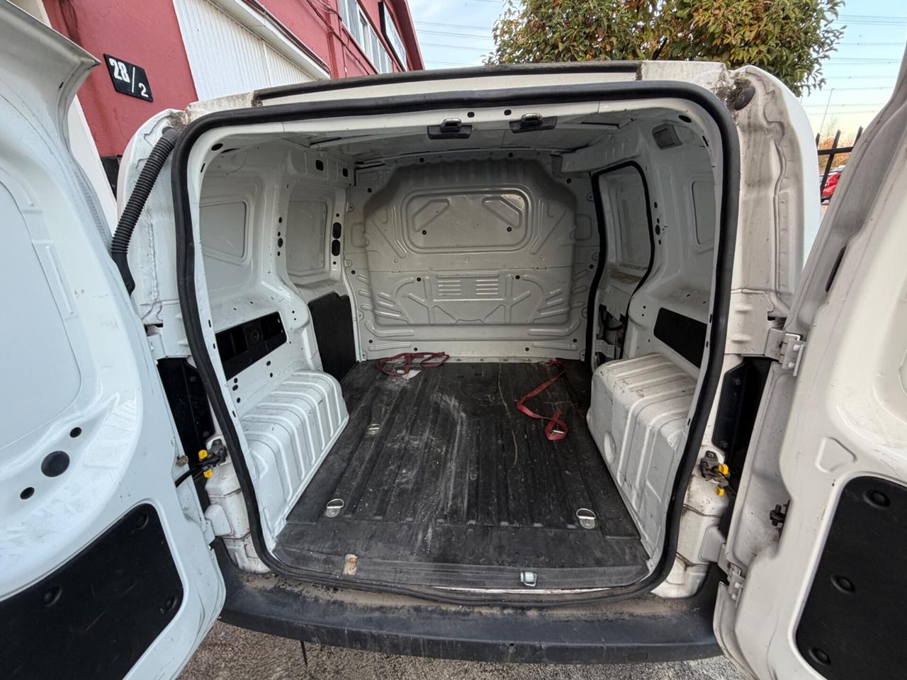 Fiat Fiorino 2019 1.3 MJT 95CV Cargo SX